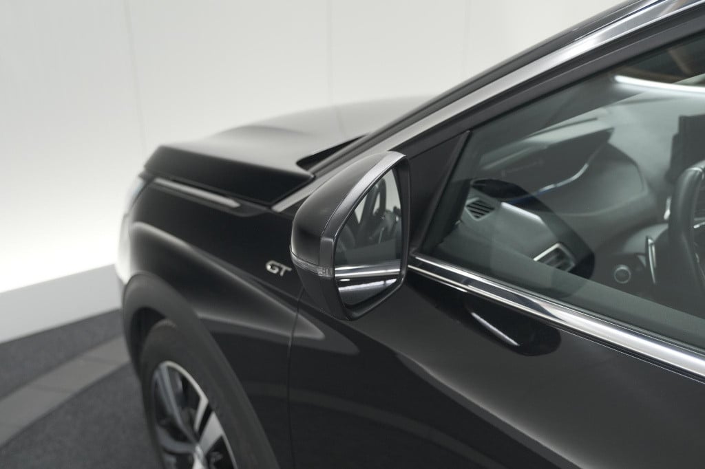 Peugeot 3008 1.6 puretech 180 gt | panoramadak | adaptieve cruise control |