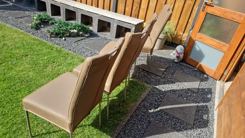 4x eetrafel stoel