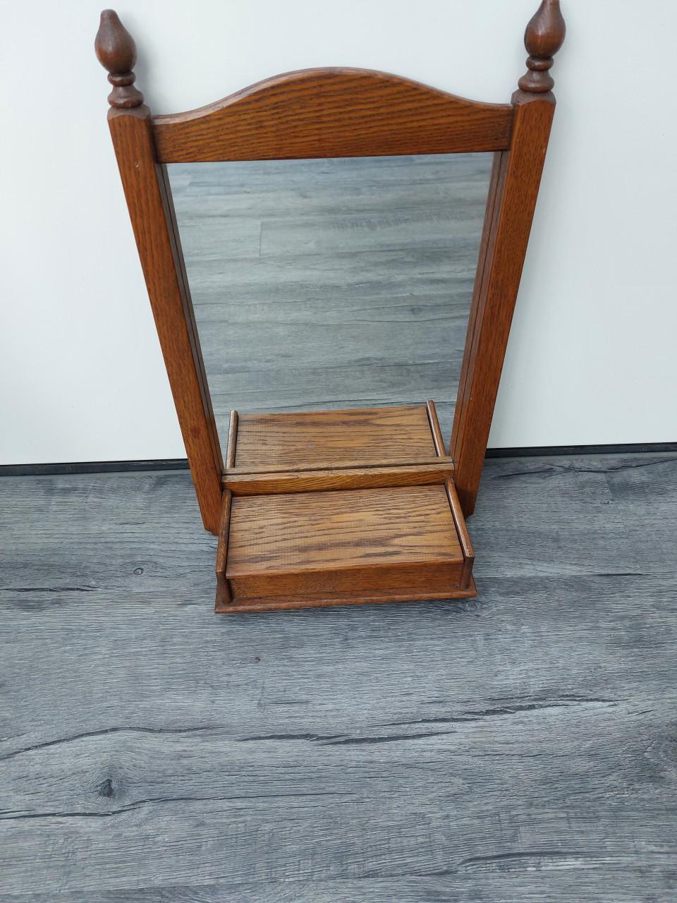 SPIEGEL MET KAMMEN BAKJE