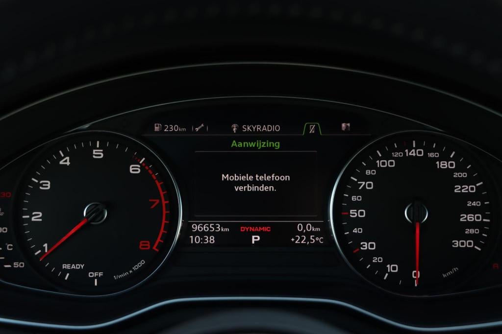 Audi A4 avant 35 tfsi s edition 150pk s tronic