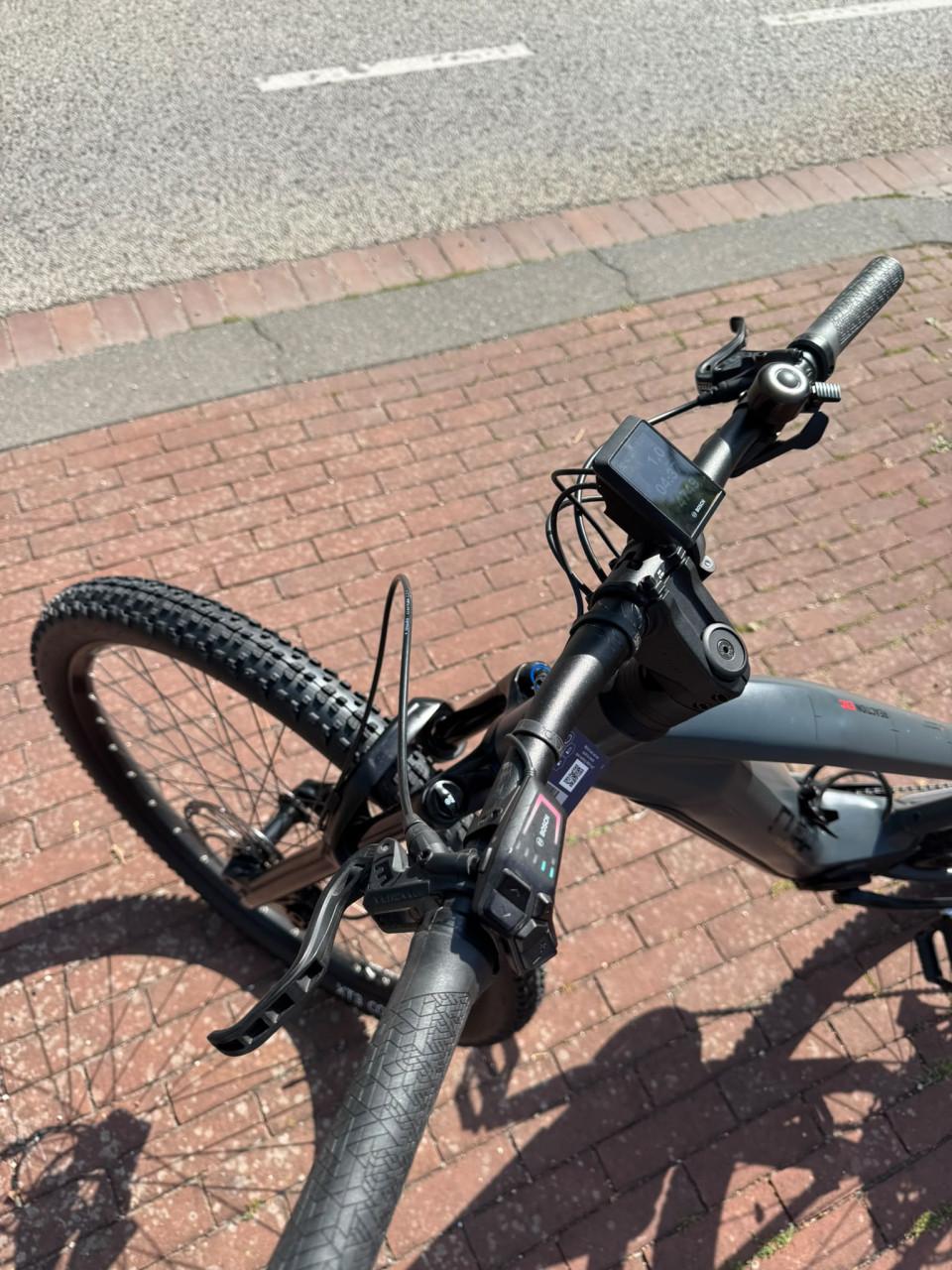 Zeer nette Cube Reaction exc elektrische mountainbike Bosch !!