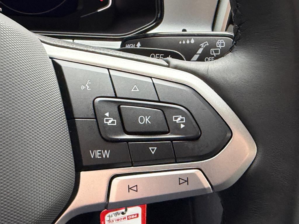 Volkswagen T-roc 1.5 tsi 150pk dsg style | trekhaak | navi | iq light | ada