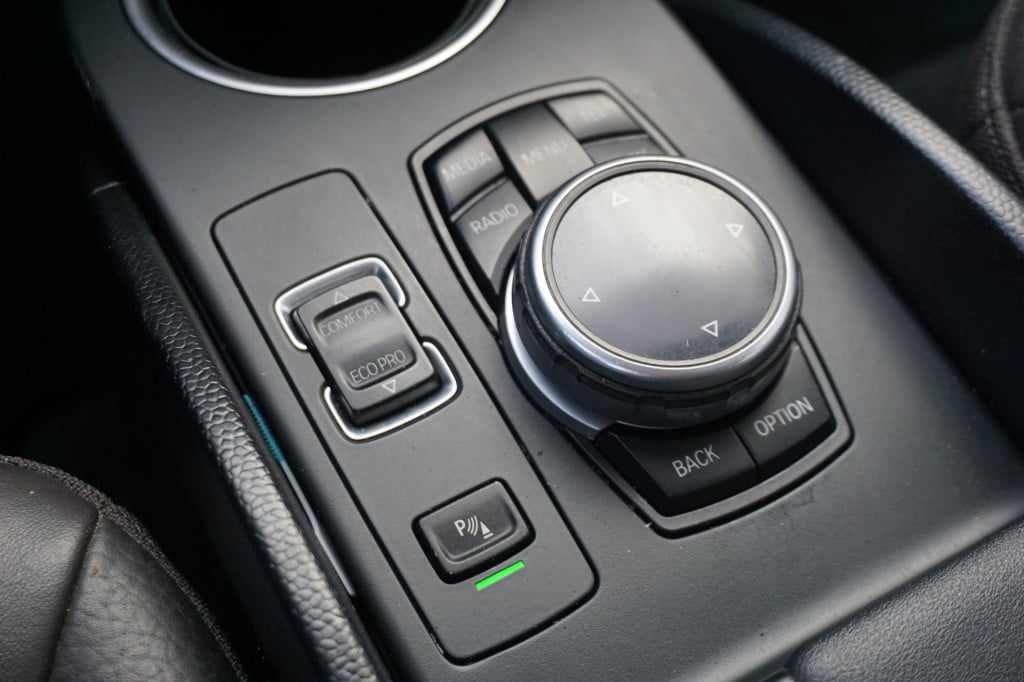 BMW I3 basis comfort 22 kwh 1e eigenaar - automaat - airco / navi / cruise