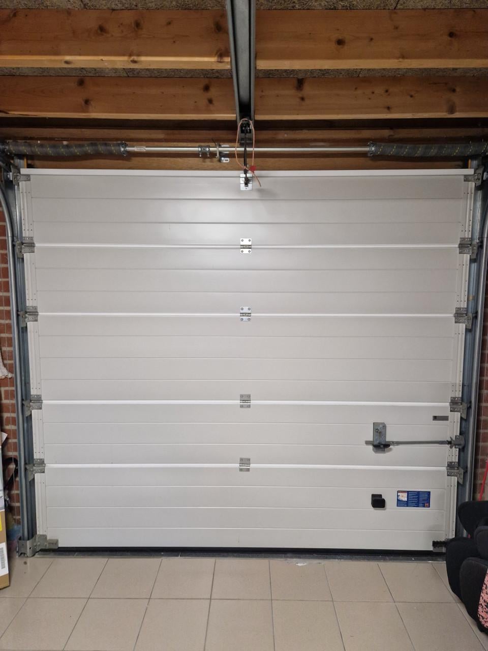 Electrische garagedeur Hormann