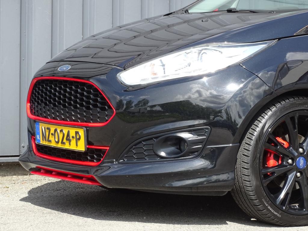 Ford Fiesta 1.0 ecoboost black edition 140pk | bluetooth | 17"