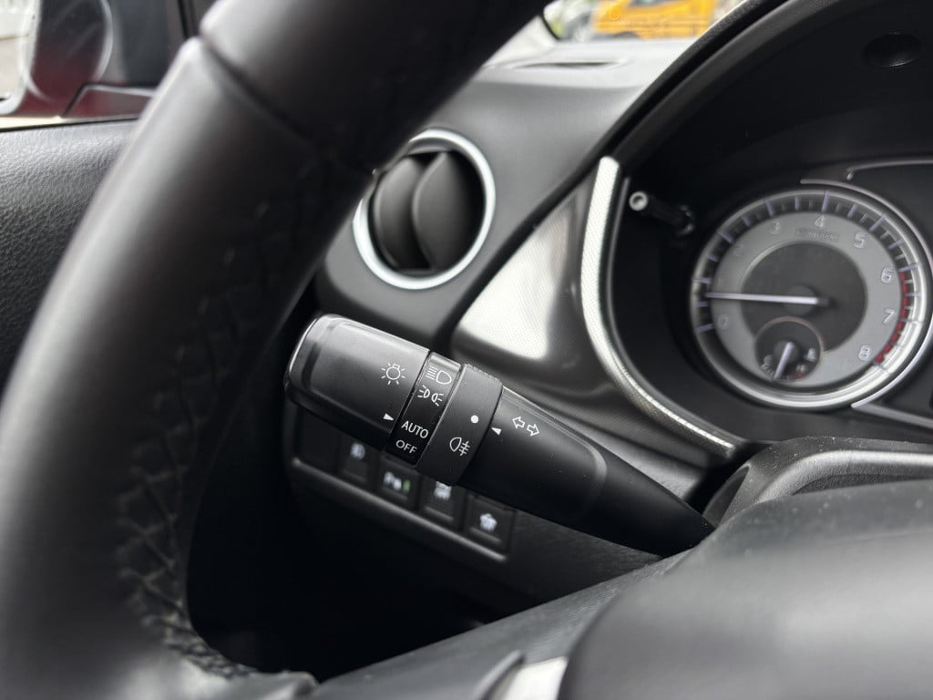 Suzuki Vitara 1.4 boosterjet style smart hybrid