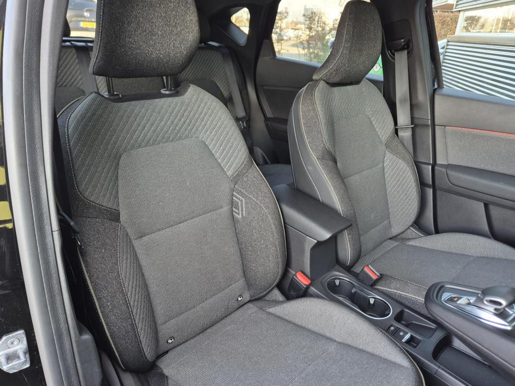 Renault Captur 1.3 mild hybrid edc automaat 160 techno camera, stoel/stuur 