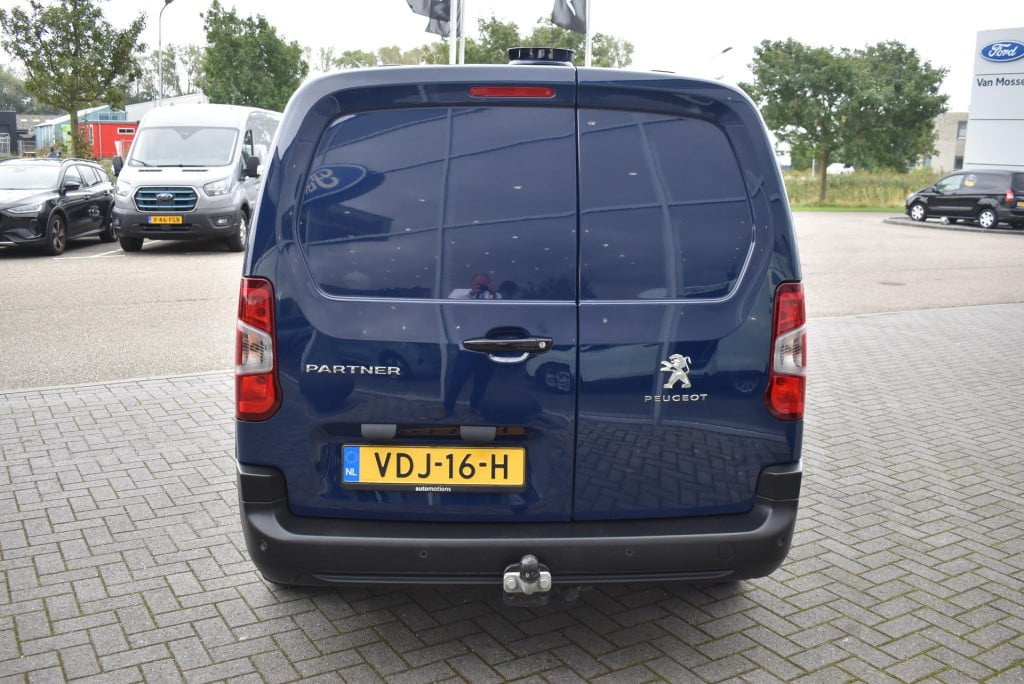 Peugeot Partner 1.5 bluehdi premium long | trekhaak | cruise control | navi