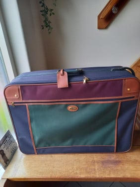 Te koop grote koffer
