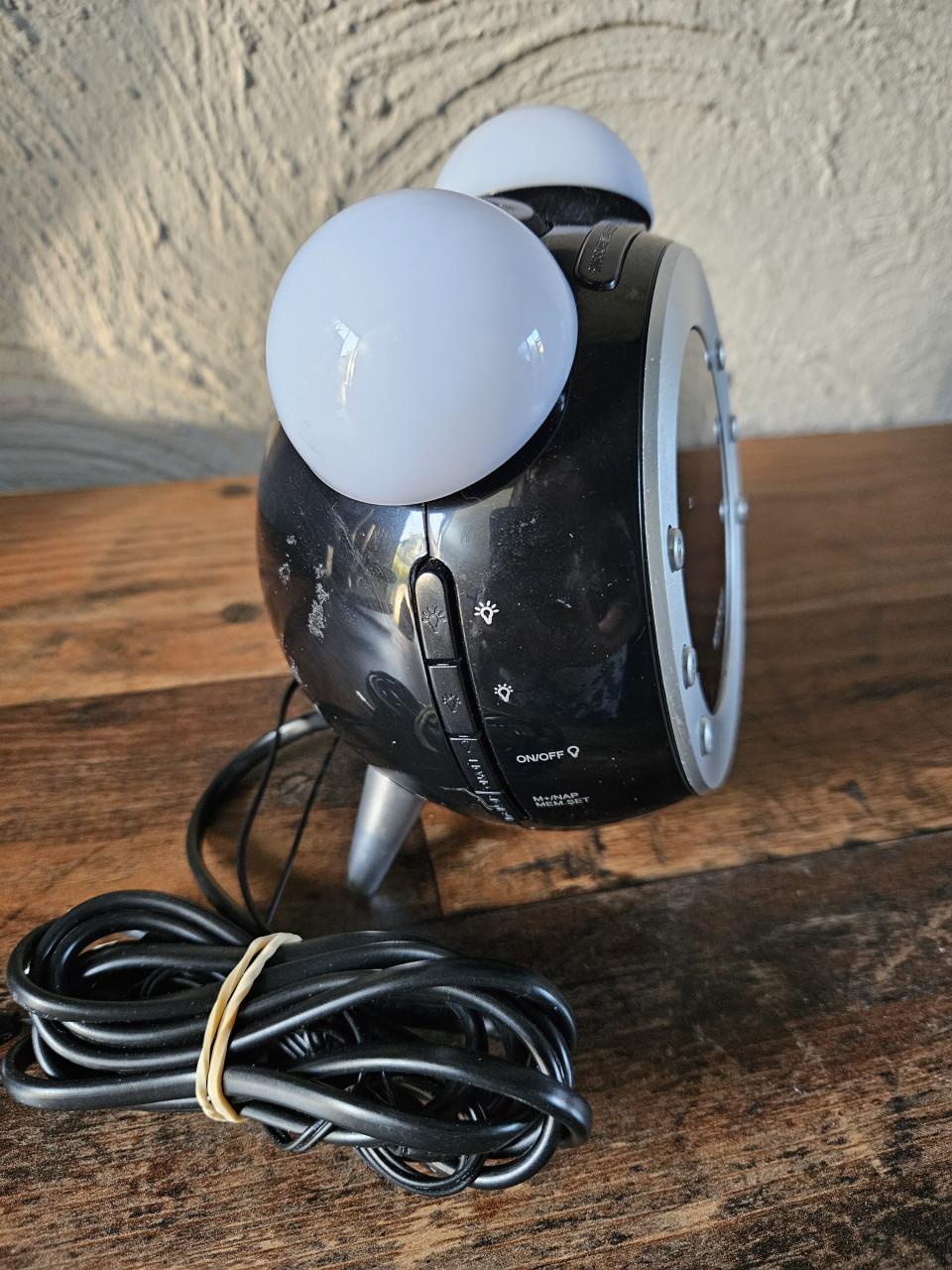 Digitale Nikkei NR280P Wekker met Projectie en Radio - Zwart