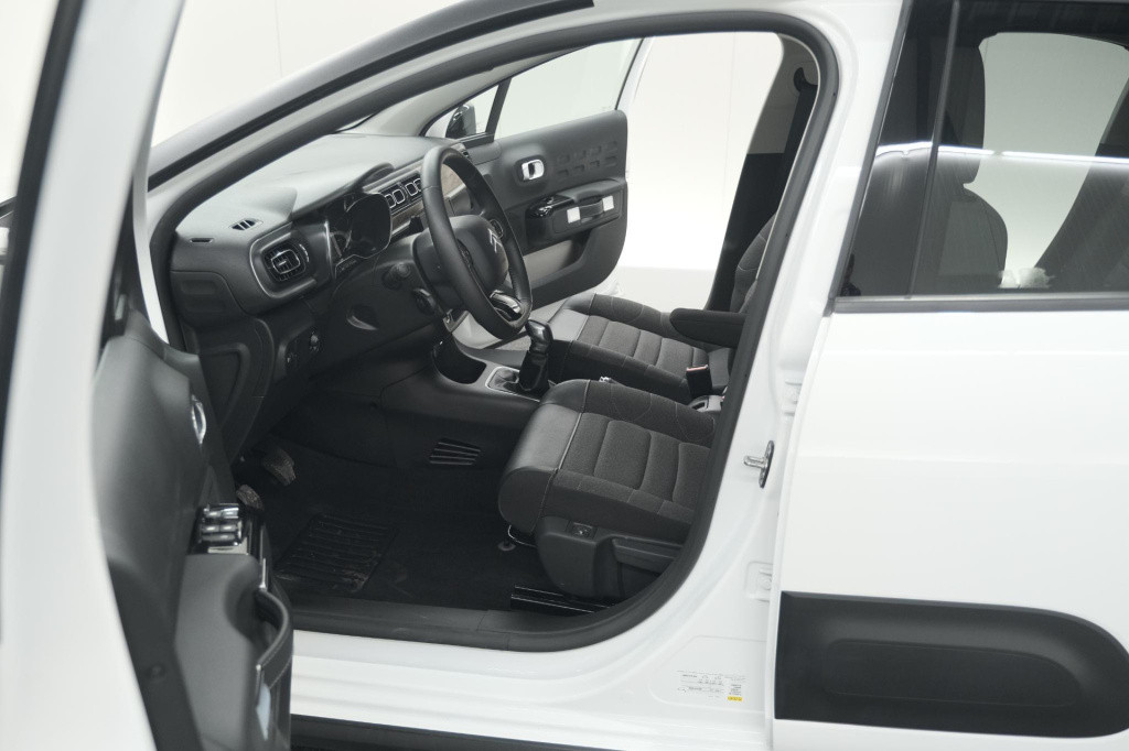 Citroen C3 puretech 82 shine | stoelverwarming | apple carplay | parkeersen