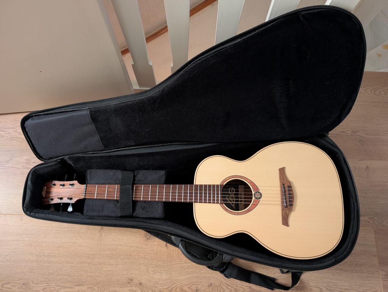 LAG Travel SPS Gitaar