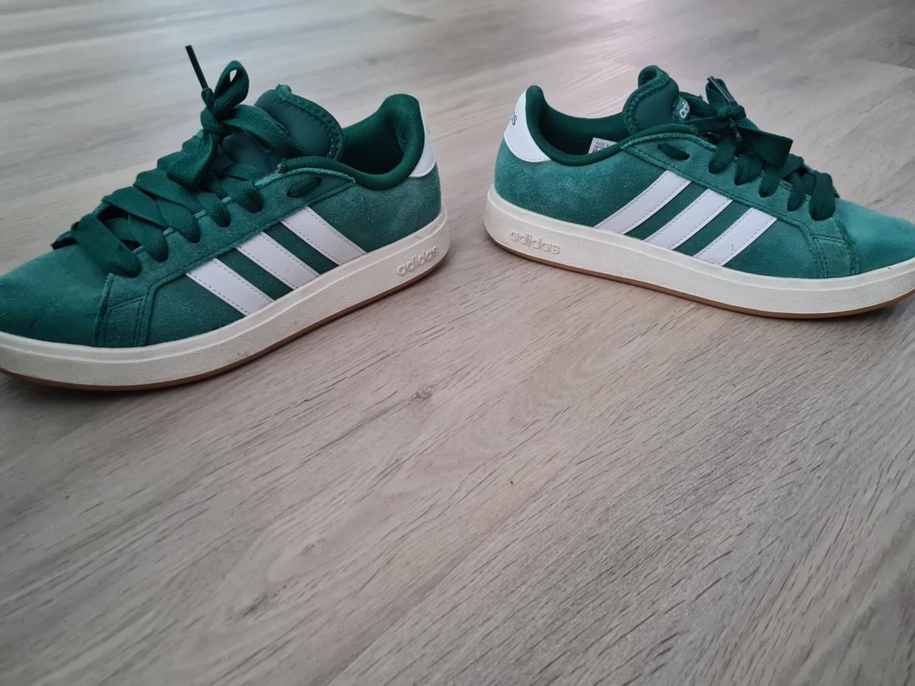 Adidas sneakers groen maat 39
