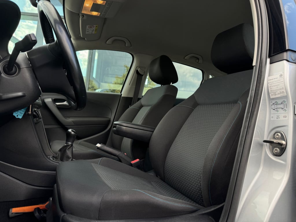 Volkswagen Polo 1.0 bluemotion * cruise control * navigatie * nap