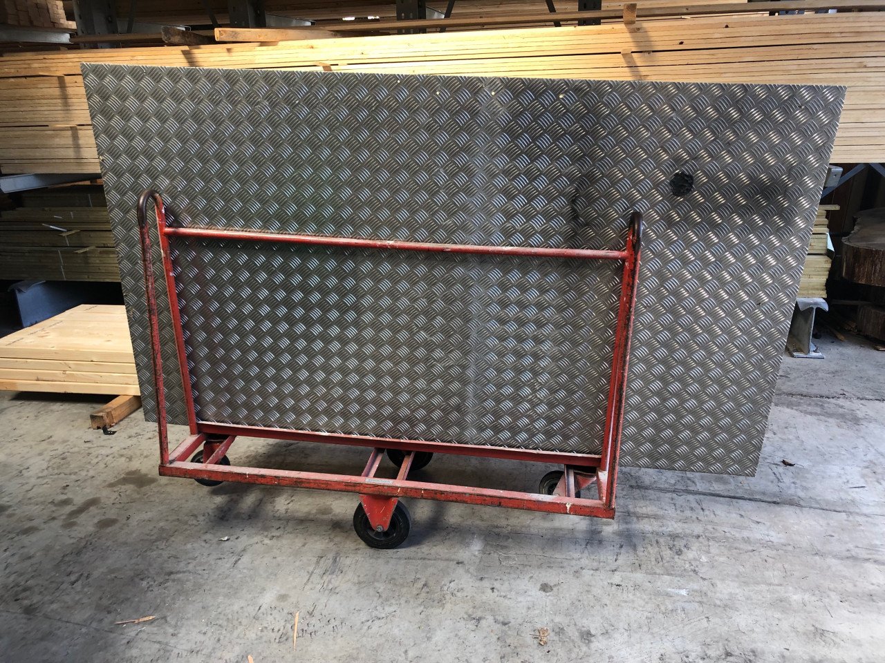Grote alu traanplaat 215 x 125 v 50 euro gereserveerd rp