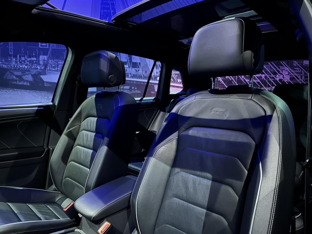 Volkswagen Tiguan 1.4 tsi ehybrid r-line business+ *pano*memory*sfeerverlic