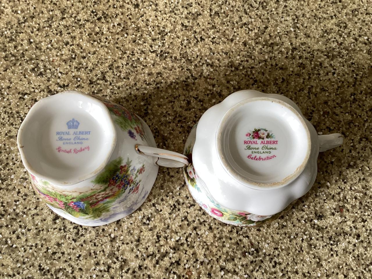 Kop en schotels. Merk: Royal Albert. Kentish Rockery en Celebration