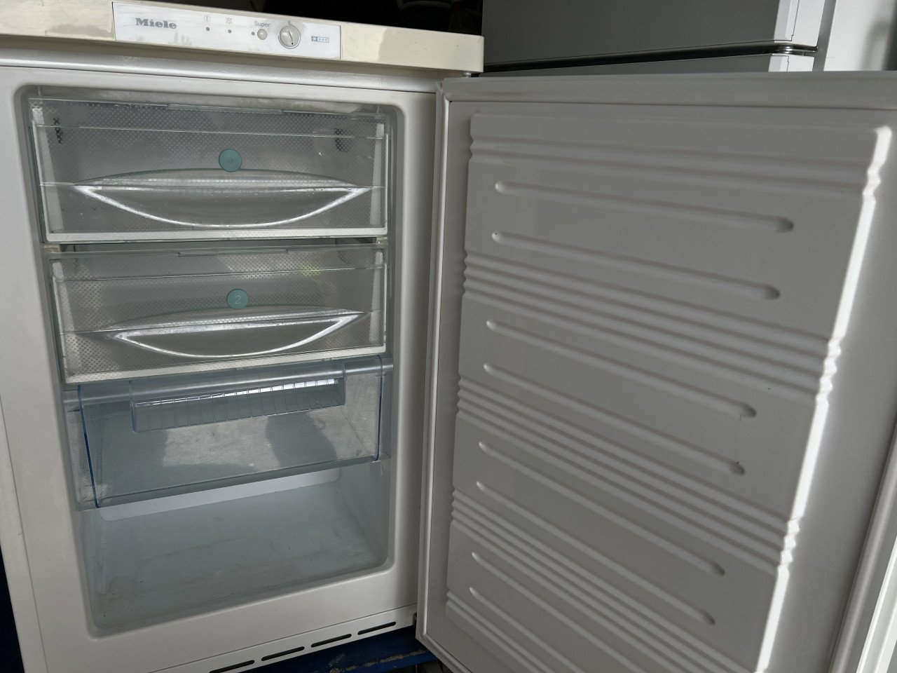 Miele LowFrost Vrieskast – 110 liter – 85x55 cm. Vriezer