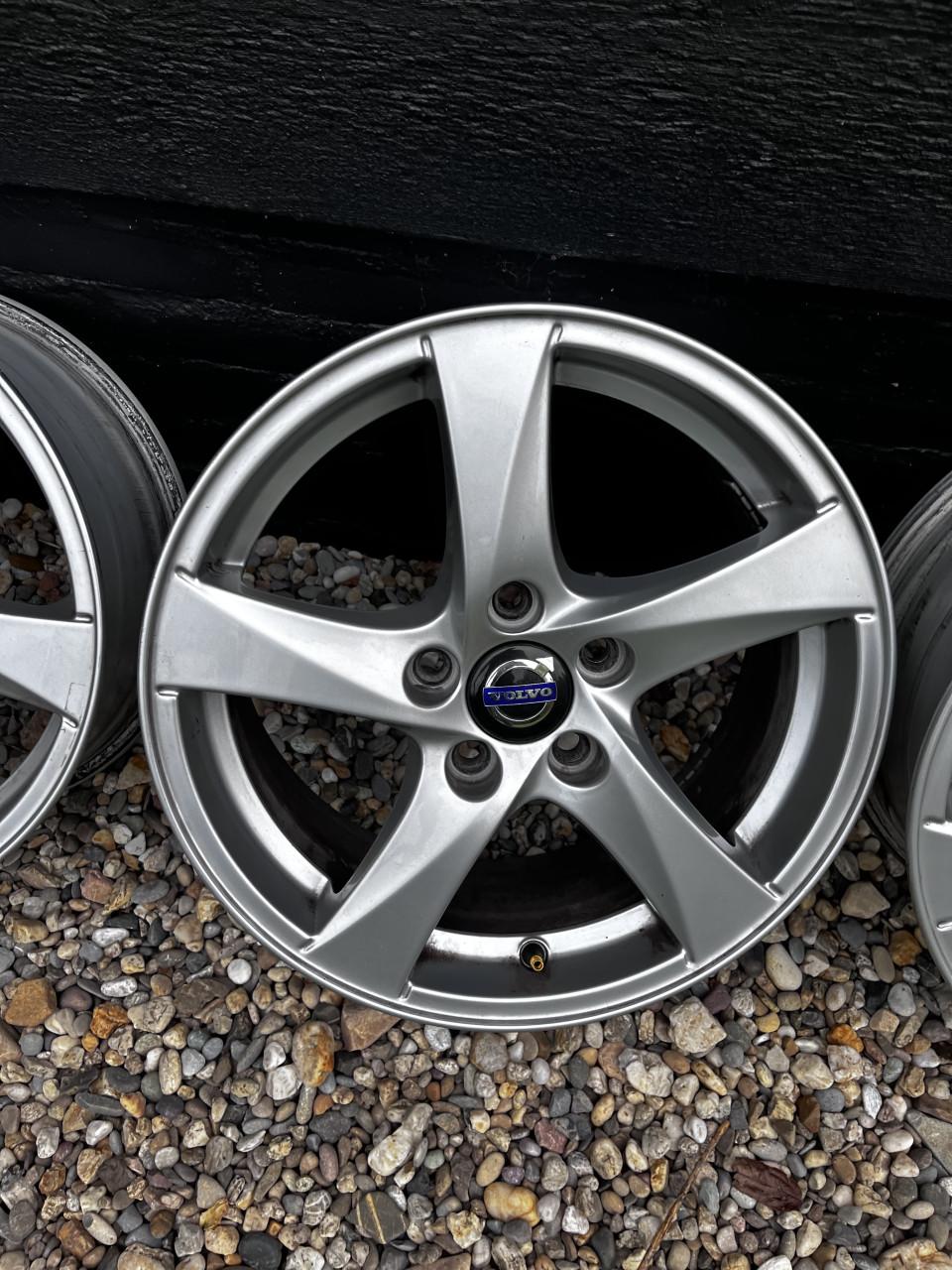 4 velgen voor o.a Volvo