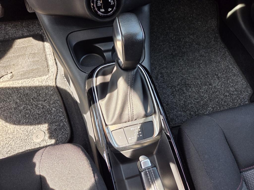 Citroen C4 Cactus 1.2 puretech shine | automaat | navigatie | parkeersensor
