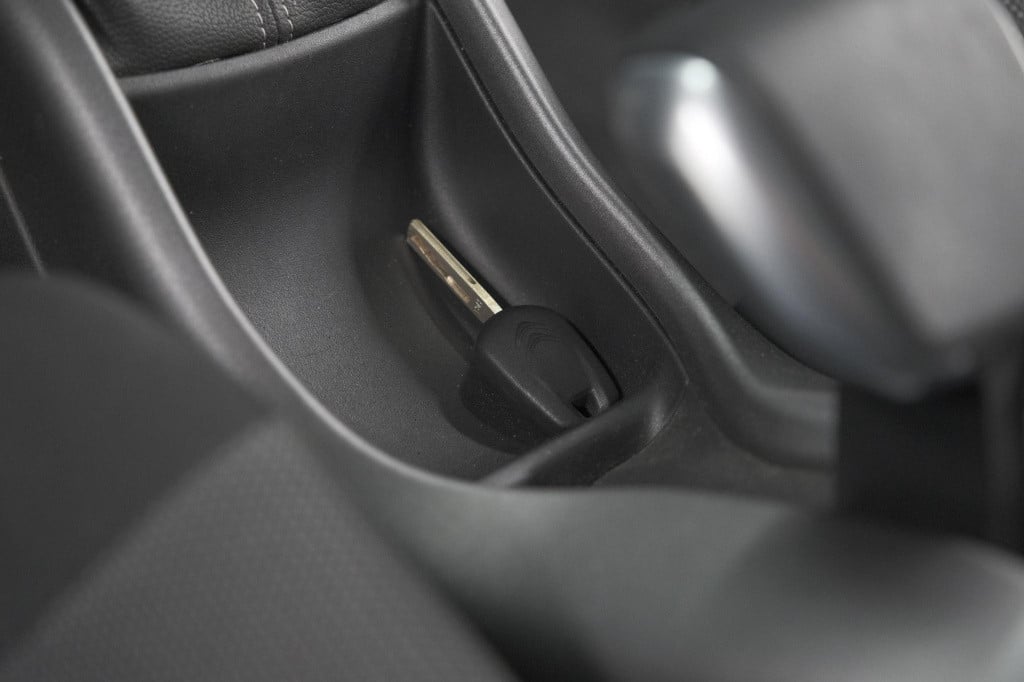 Citroen C3 Aircross puretech 110 feel | navigatie | parkeersensoren | clima