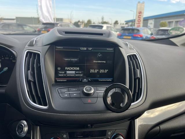 Ford C-max 1.0 ecoboost 125pk titanium , trekhaak , voorruitverwarming