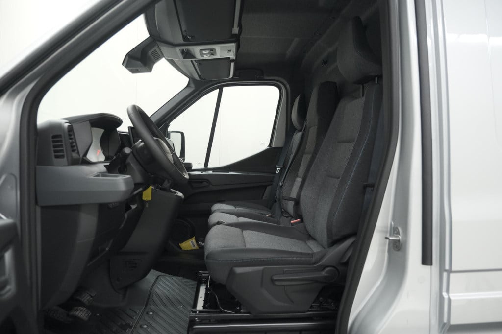 Renault Master t35 2.0 dci 150 l2h2 extra | nieuw model | camera | parkeers