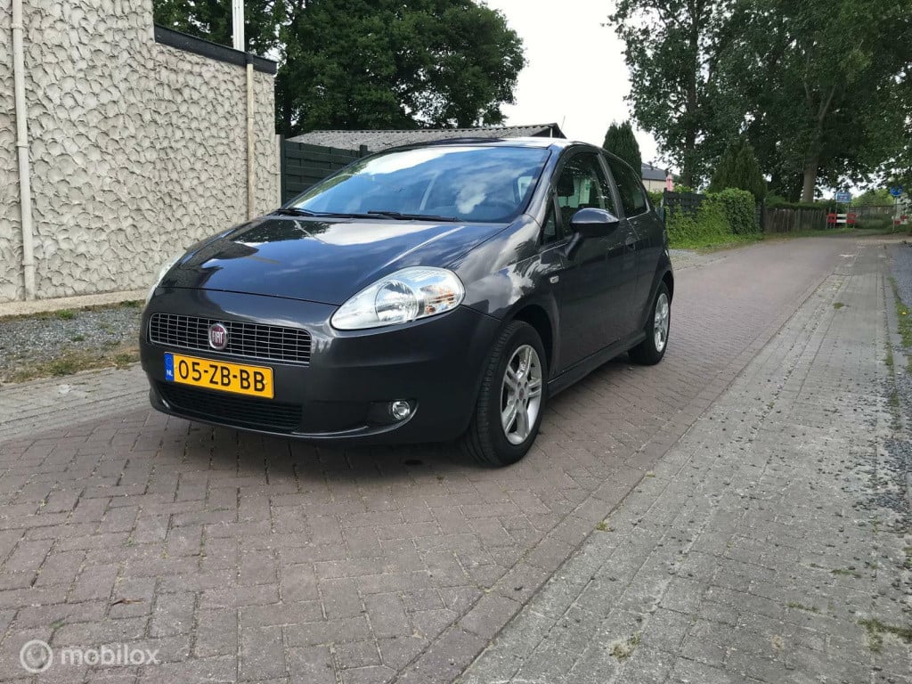 Fiat Grande Punto 1.4 active panorama dak !!!