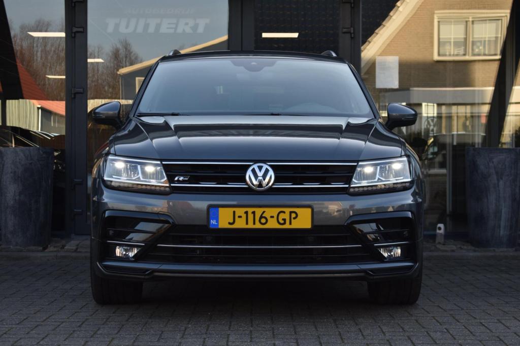 Volkswagen Tiguan 1.5 tsi act r-line | trekhaak | nap | apple carplay | and