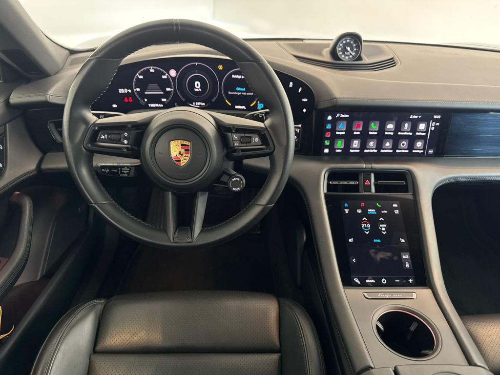 Porsche Taycan cross turismo 4 93 kwh