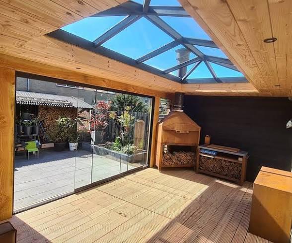 Tuinkamers tuinhuizen overkappingen en meer!!!