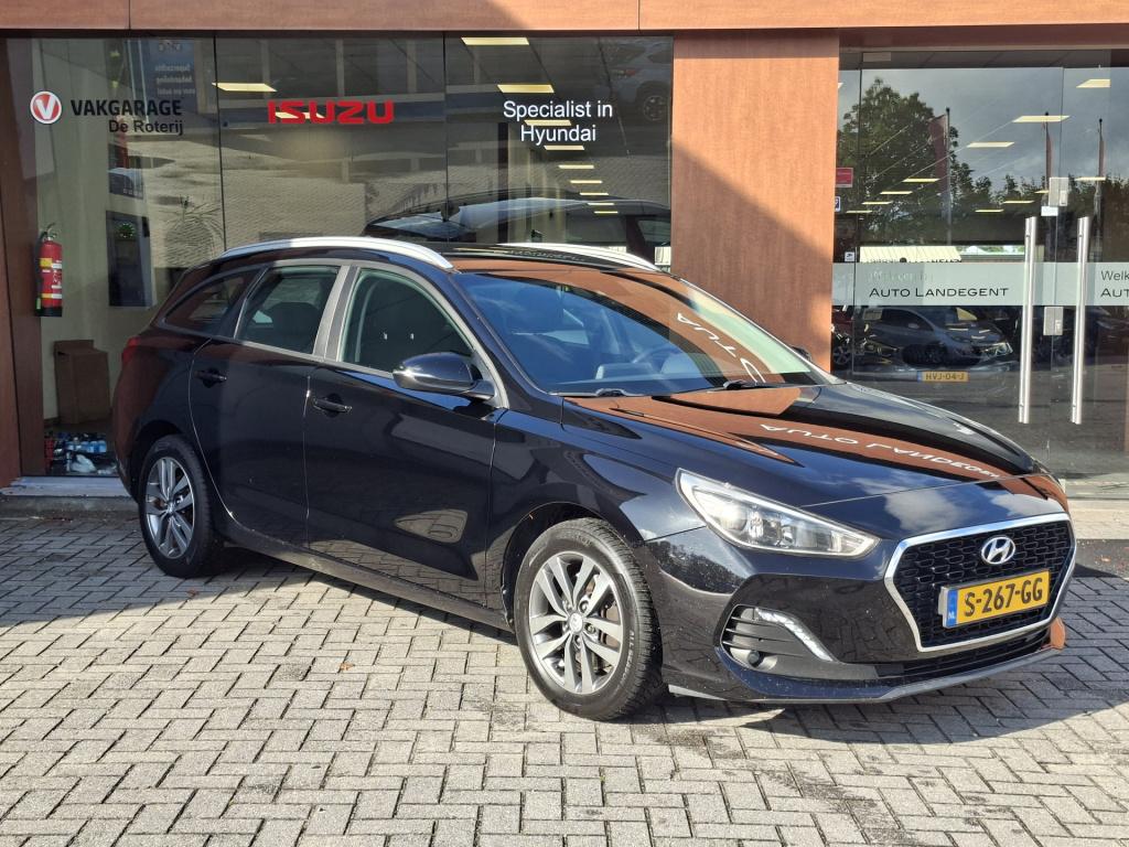 Hyundai I 30 wagon 1.4 t-gdi premium | camera | carplay | radio | trekhaak 