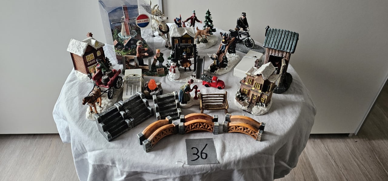 Compleet Kerstdorp met accessoires (advertentie 3 van 3)
