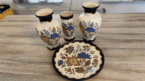 Keramieke vazen en schalen (Flora)