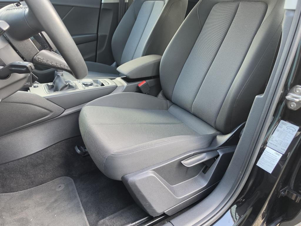 Audi Q2 30 tfsi pro line navi | airco | cruise | trekhaak | 18 inch