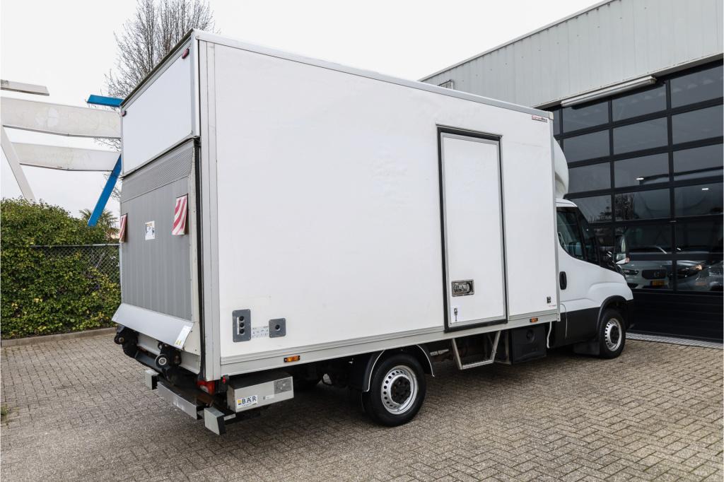 Iveco Daily 35s14 2.3 136pk automaat laadklep i nav i zijdeur i standkachel