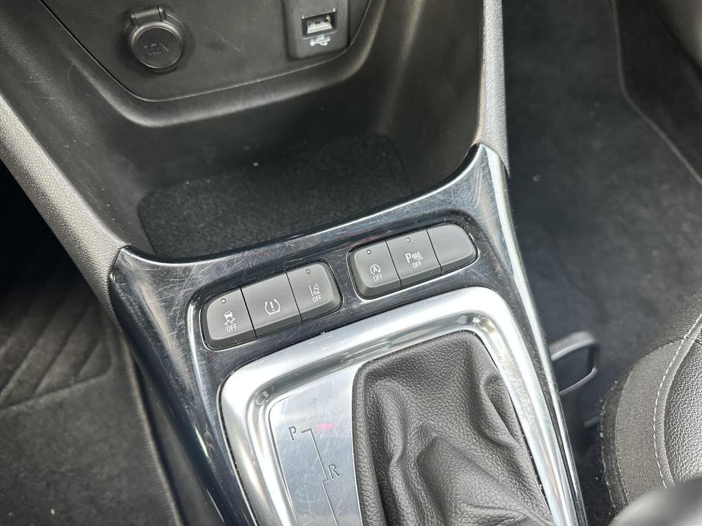 Opel Crossland X 1.2 turbo innovation