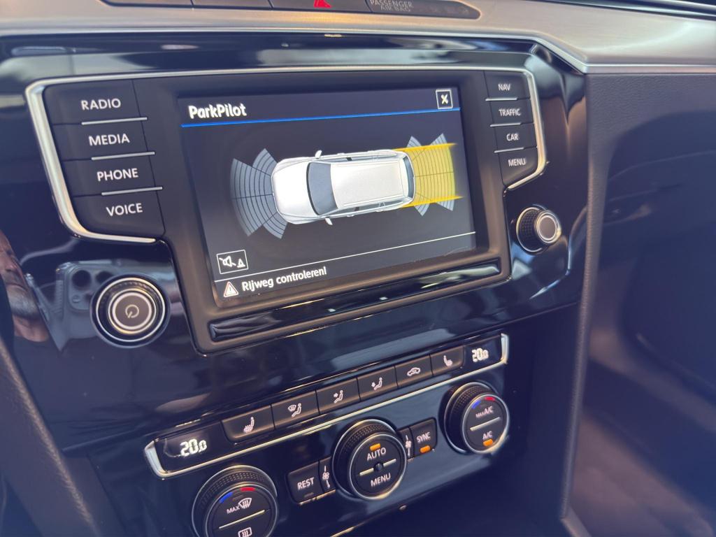 Volkswagen Passat variant 1.4 tsi act connected series plus | r-line | mass