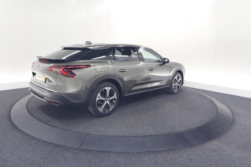 Citroen C5 X 1.6 plug-in hybrid 225 business | parkeersensoren | navigatie 