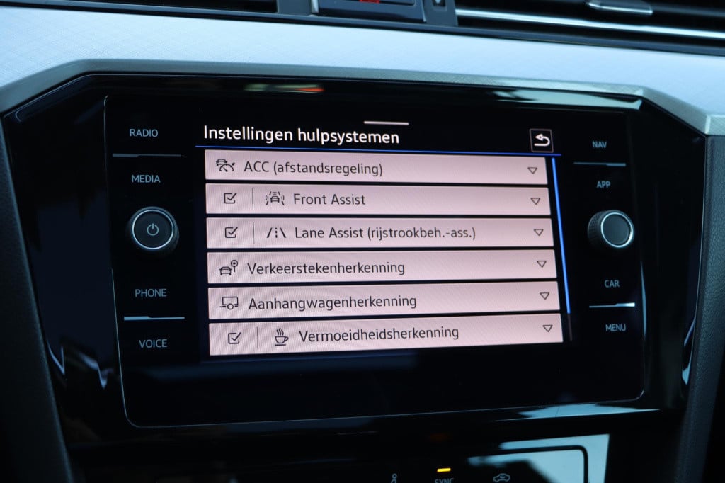 Volkswagen Passat variant 1.4 tsi phev gte business 218pk dsg6