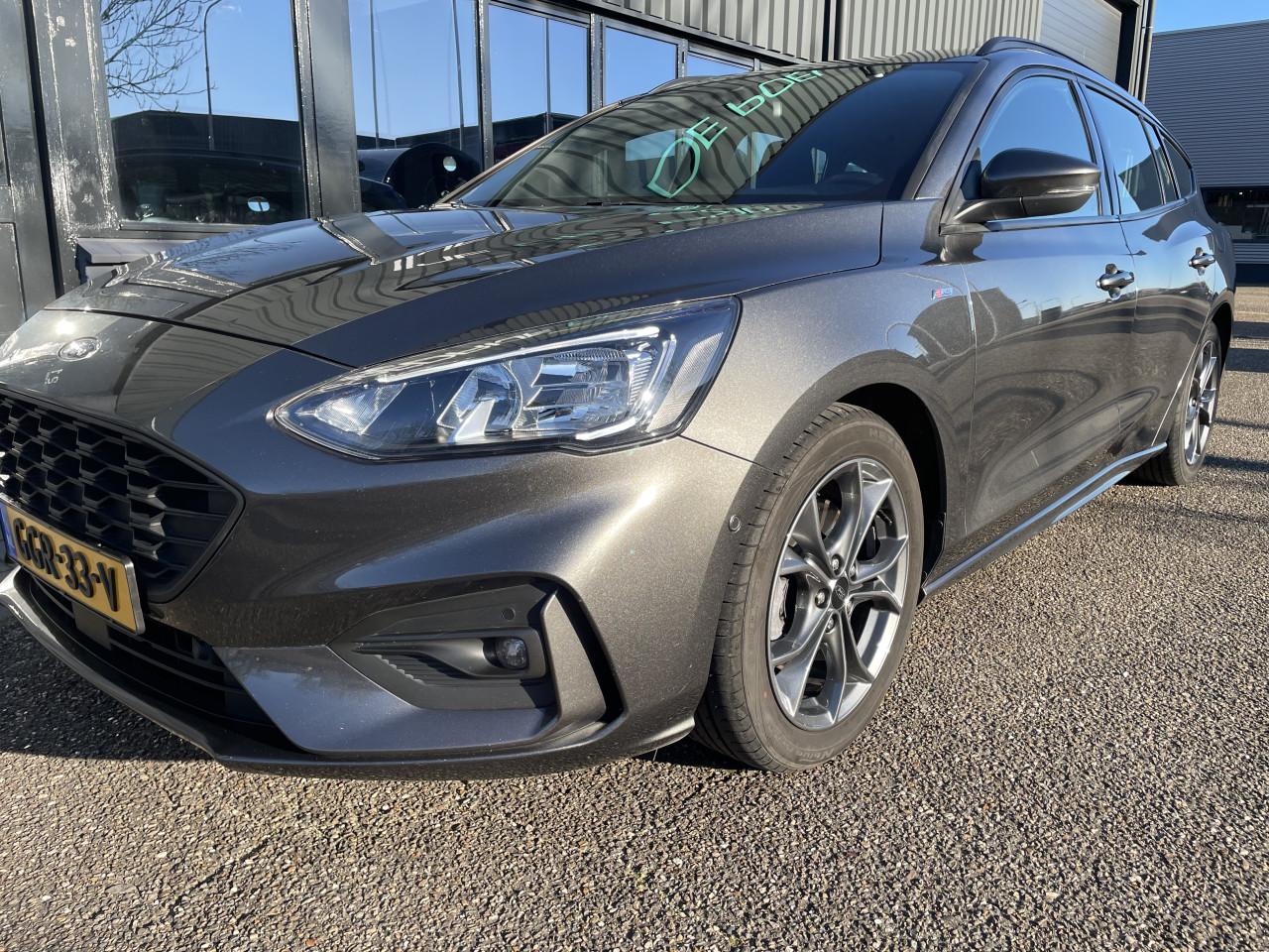 FORD FOCUS 1.0 ECOBOOST ST-LINE