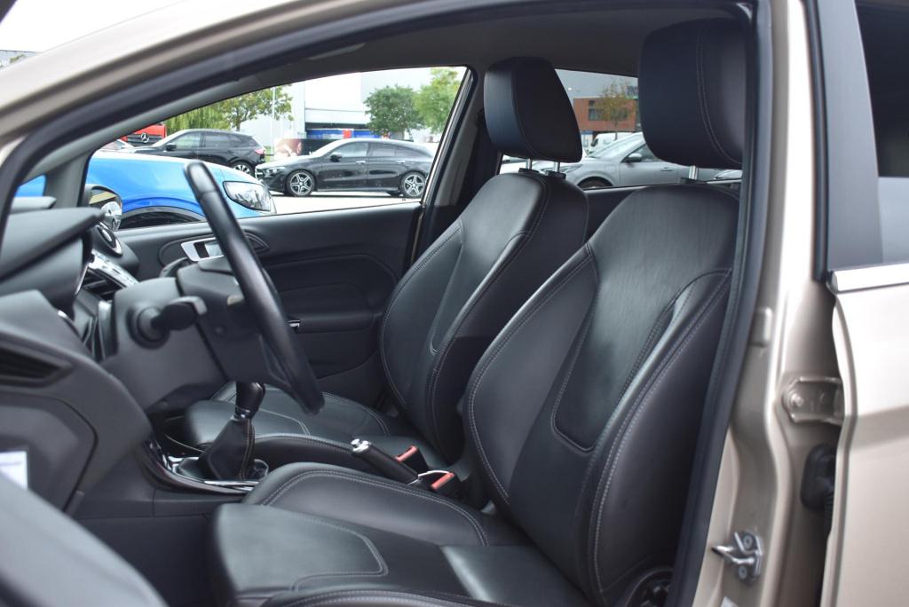 Ford Fiesta 1.0 ecoboost titanium | climate control | cruise control | trek