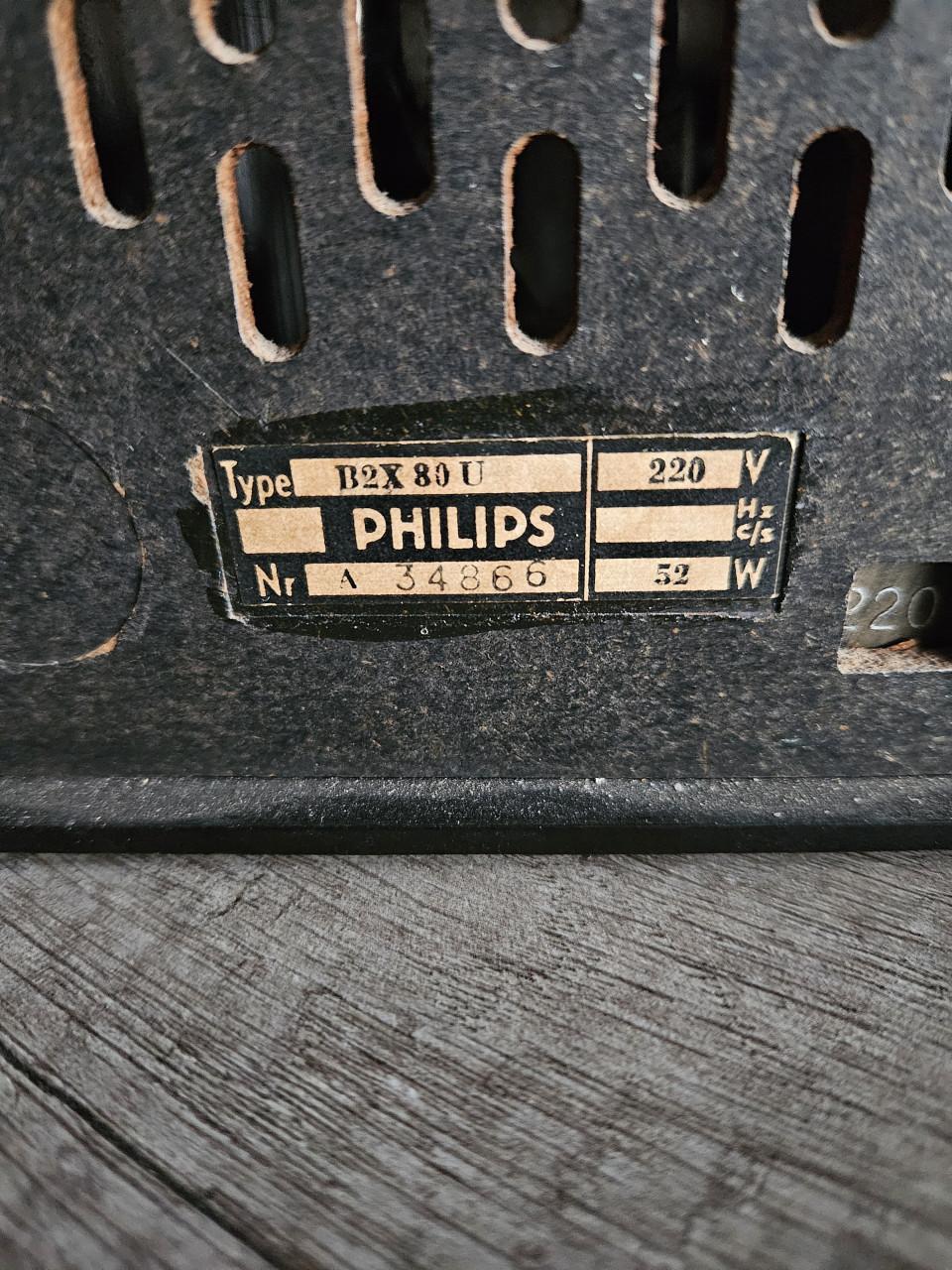 Prachtige jaren 50 buizenradio Philips B2X 80 U/01, werkend