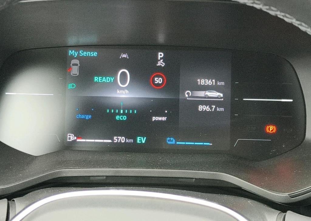 Renault Clio 1.6 e-tech full hybrid 145 techno