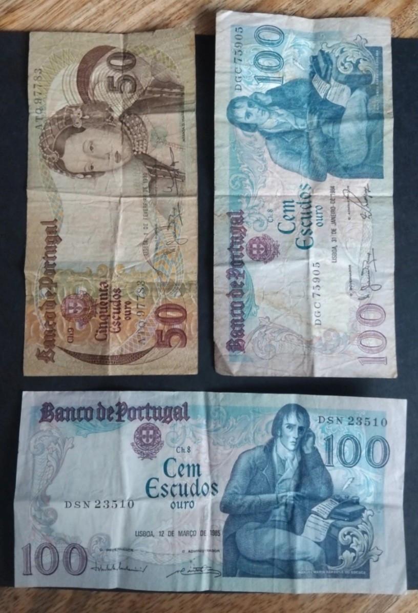 Oude bankbiljetten / 14 stuks