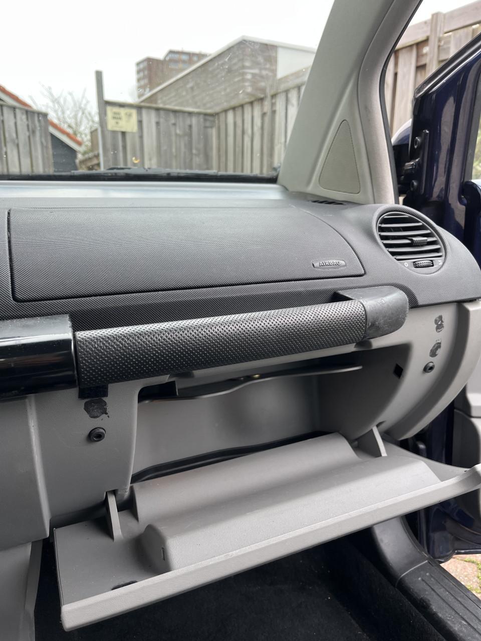 VOLKSWAGEN BEETLE 2003