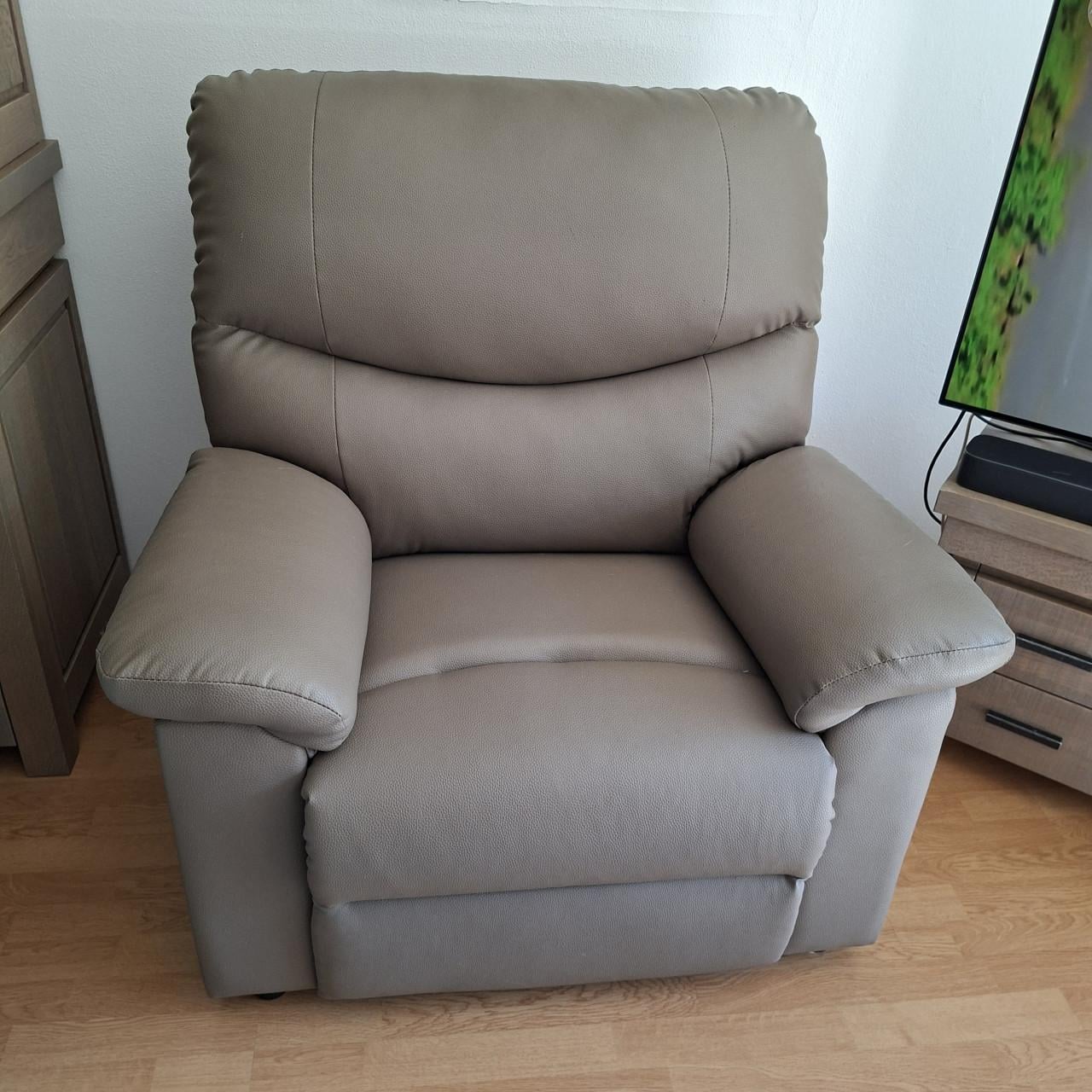 2 LEREN FAUTEUILS