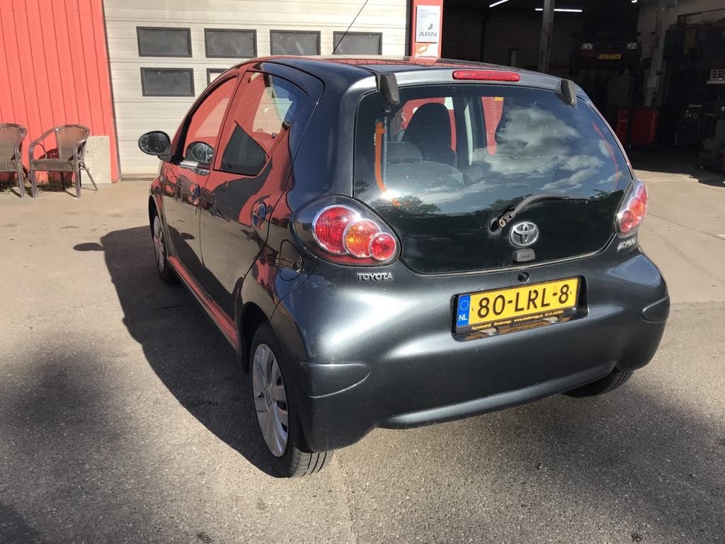 Toyota Aygo 1.0-12v comfort