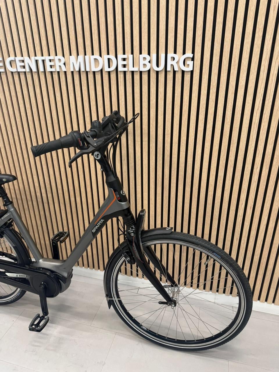 Sparta M8B Bosch Active Line Plus 48CM 1108KM 400Wh