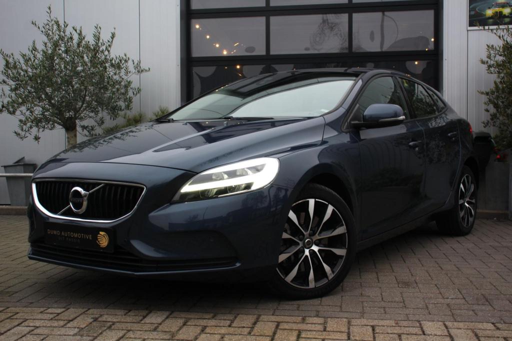 Volvo V40 1.5 t2 signature edition - leder - automaat - panoramadak - camer